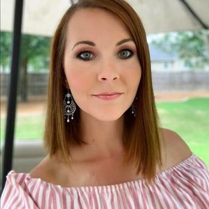 Meet your Posher, Alicia